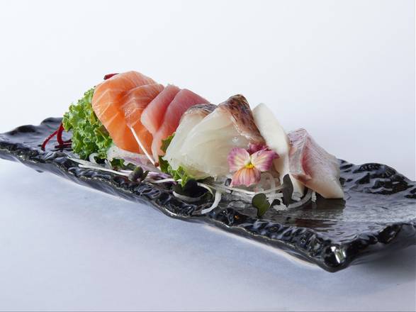 Sashimi Sampler 刺身拼盘